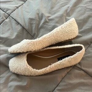 Aqua Brand Ivory Sherpa  Flats